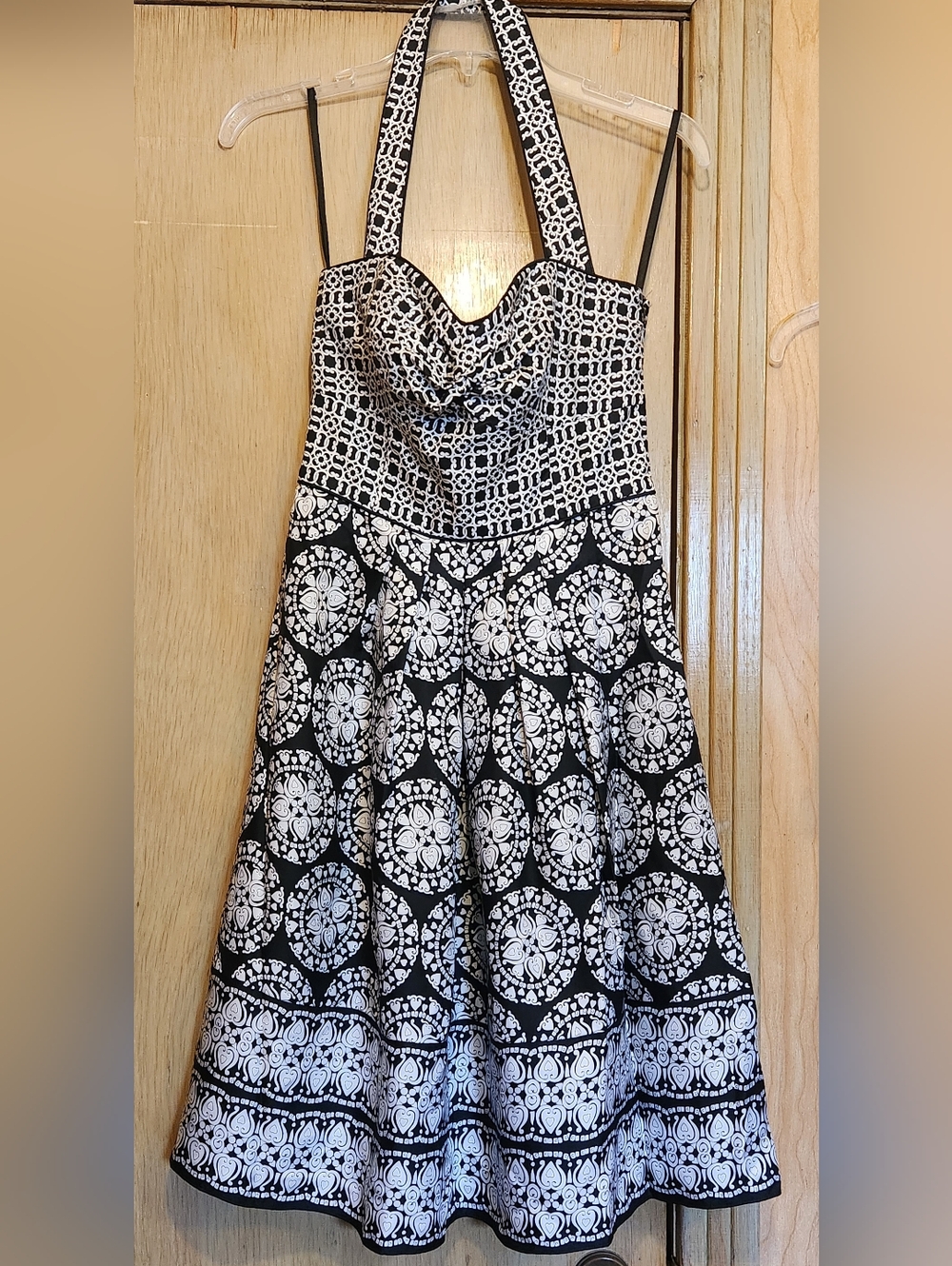 White House Black Market 100% Silk Dress Halter Or Strapless Black White Hearts